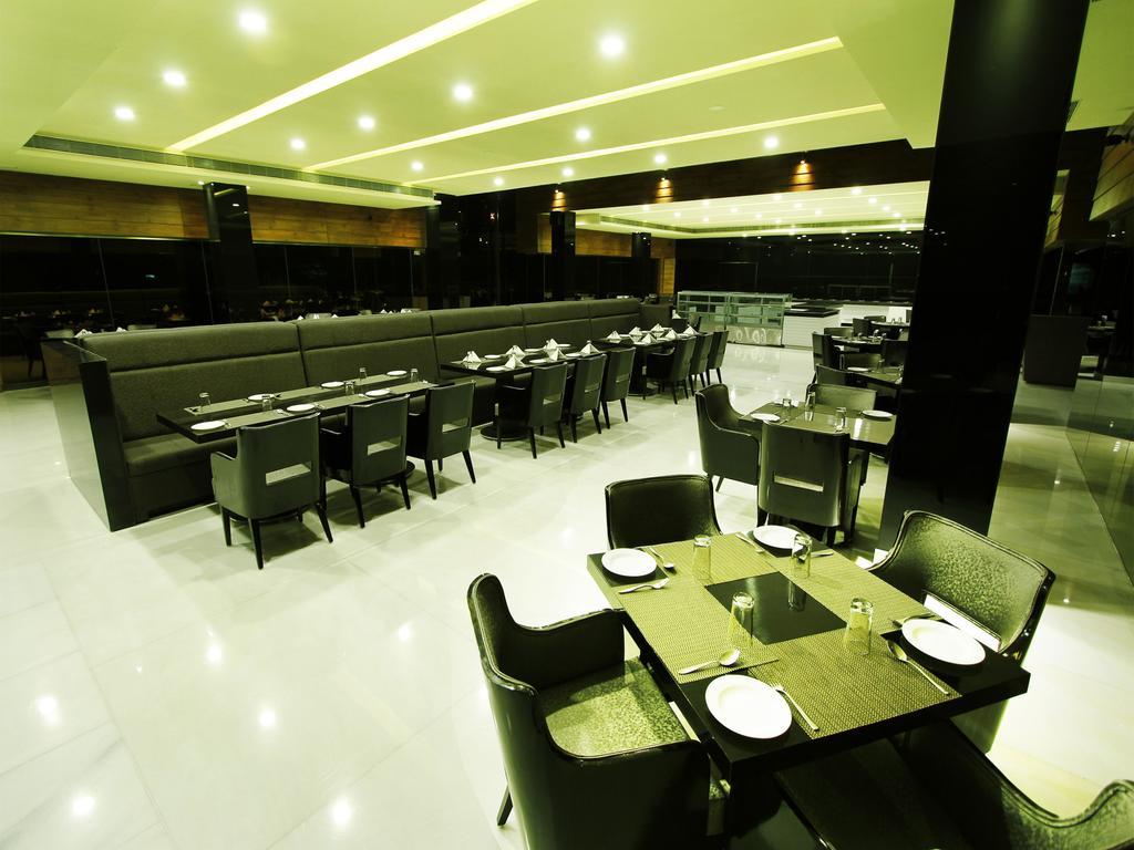 Pleasant Days Resort Chembarambakkam Lake Luaran gambar